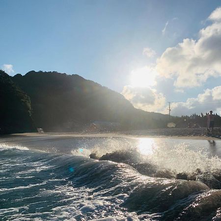 The Surf Lodge White Beach Shimoda  Eksteriør billede